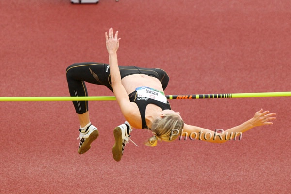 Amy Acuff Made Her 5th Team