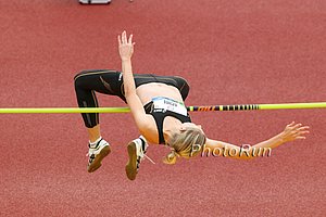 Amy Acuff Made Her 5th Team
