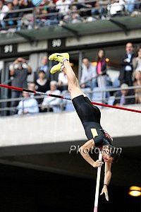 Renaud Lavillenie 5.77 in Pole Vault