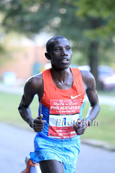 Stanley Biwott in Front