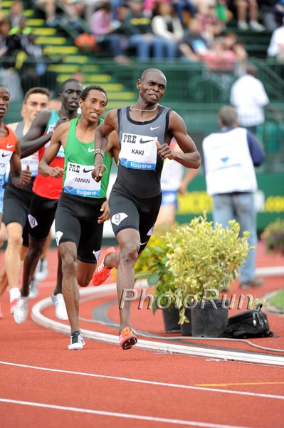 Kaki Leads Mohamed Aman