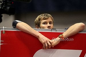 Ryan Hall Watching His Wife Sara in 3000m