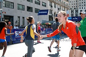 Jenny Simpson Cheering On Others