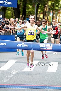 Nick Willis On His Way