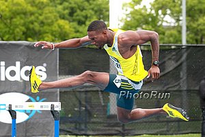 Michael Tinsley Won the 400m Hurdles