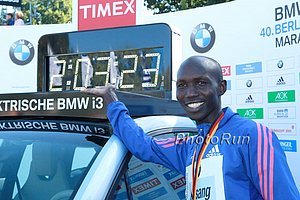 2:03:23 New World Record for Kipsang