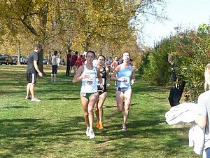 Chelsea Carrick (l) and Clare Gallagher