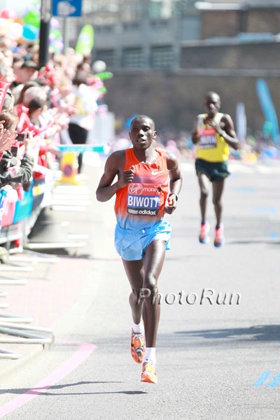 Stanley Biwott Opened Up a Lead As Emmanuel Mutai Chased