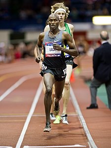 Lagat Ahead of Jager