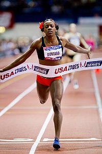 Too Bad She Didn't Have the LetsRun.com Singlet
