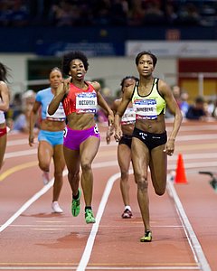Mary Wineberg's 52.19 Edged Francena McCorory 52.20