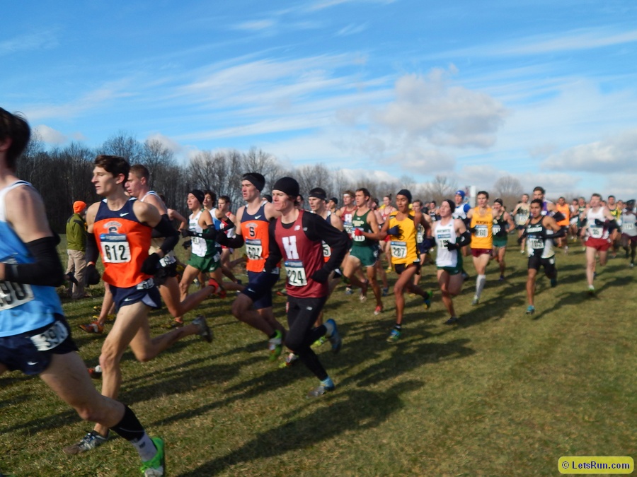 Robert Molke (612) and MJ Erb (604) of Syracuse and Harvard's James Leakos