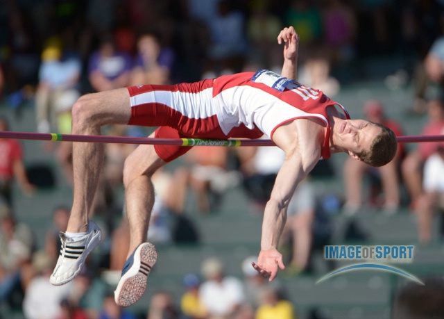 Olympic Bronze Medallist Derek Drouin Won the High Jump