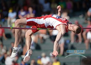 Olympic Bronze Medallist Derek Drouin Won the High Jump