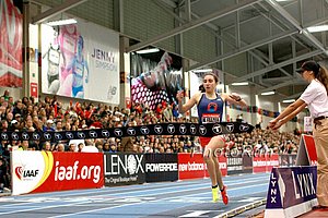 Wesley Frazier Wins in 4:48.94