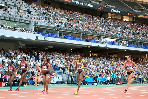 Shelly-Ann Fraser-Pryce 10.92 Over Blessing Okagbare 10.93