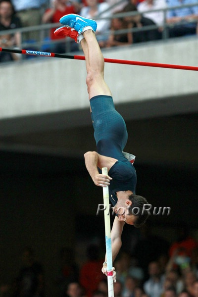 Renaud Lavillenie Went 5.92 in Pole Vault