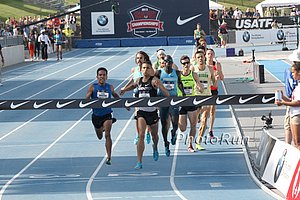 Matt Centrowitz Over Leo Manzano