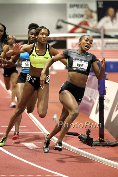 Ebonie Floyd in 400m