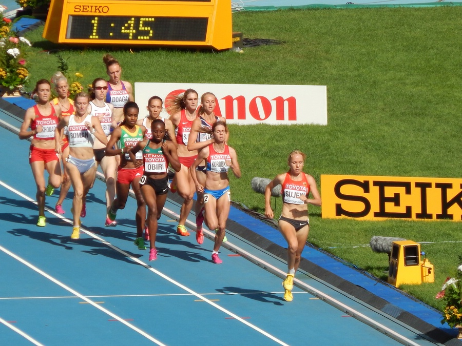 700m In