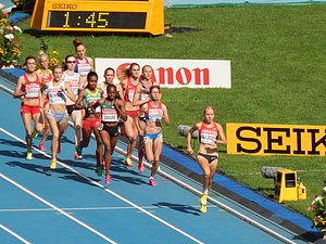 700m In