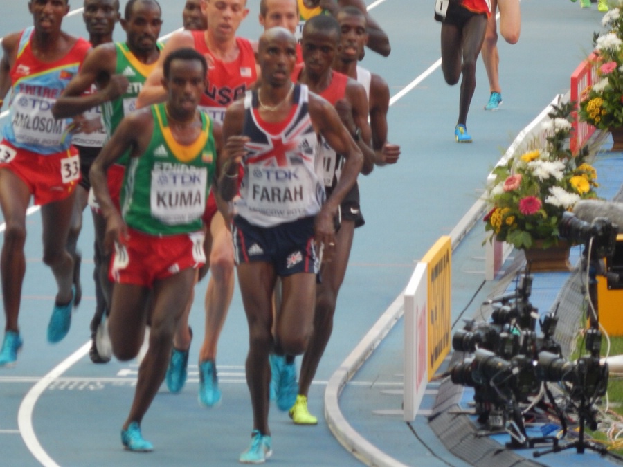 Abera Kuma and Mo Farah