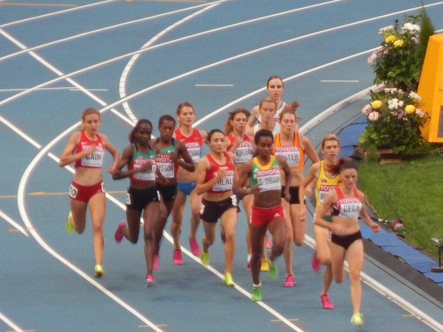 Women's 1500m Semifinal With Mary CAin