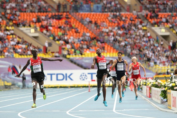 Ezeziel Kemboi Wins It