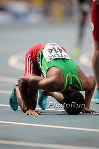 Mo Aman Celebrates