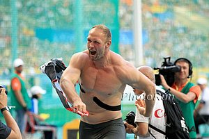 Robert Harting Celebrates