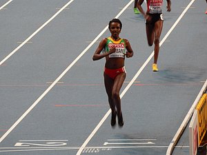 Dibaba 2013 World 10,000m Champion
