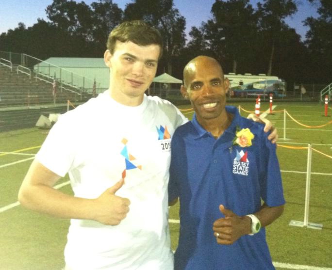 Meb Keflezighi and a Fan - LetsRun.com