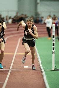 Boston University Multi-team indoor track & field meet, Galen Rupp starts 5000 meter en route to American indoor record