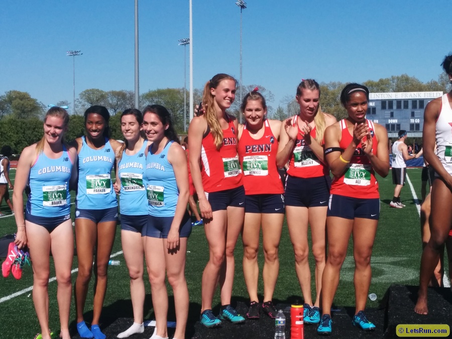 Women's 4 x 400 teams