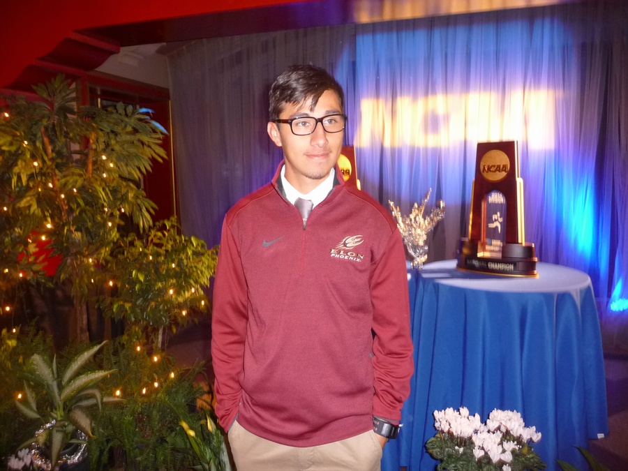 Luis Vargas, Elon