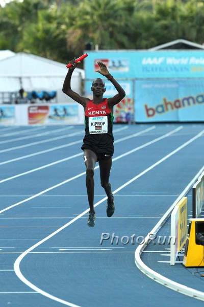 Asbel Kiprop Celebrates 14:22.22 World Record