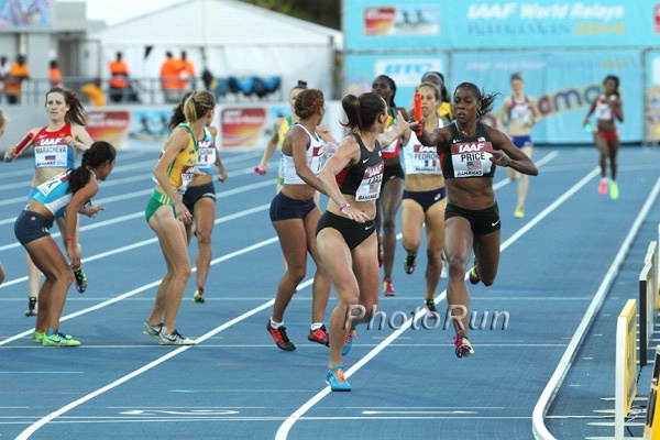 4x800: Ajee Wilson Hands Off to Geena Lara