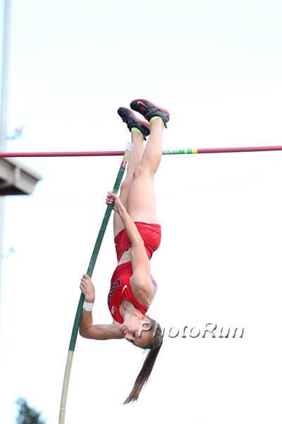 Bonnie Draxler in Girls Pole Vault