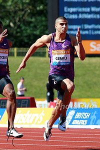 Adam Gemili on his way to a PB in the 100
