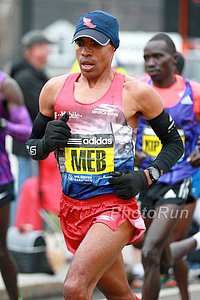 Defending Champ Meb Keflezighi