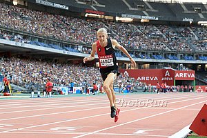 Evan Jager Leans for 8:00.43 American Steeplechase Record