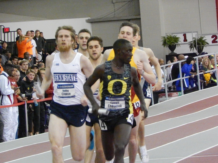 Cheserek About to Start His Kick