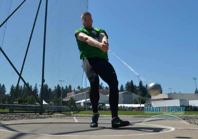 Greg Skipper of Oregon places third in the hammer throw at 233-9 (71.25m)