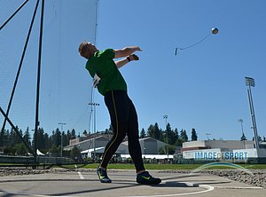 Greg Skipper of Oregon places third in the hammer throw at 233-9 (71.25m)