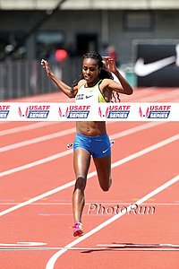 Genzebe Dibaba Wins