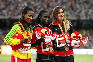 Women's 10,000m Awards Ceremony