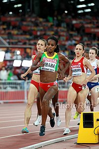 Genzebe Dibaba Leads