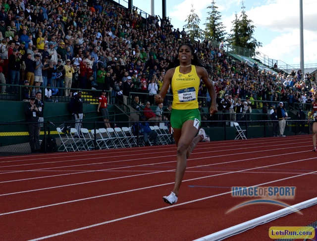 Raeven Rogers of Oregon wins the women's 800m in 2:00.75