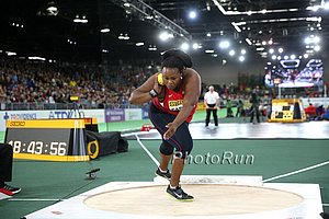 Michelle Carter with an American Record for the Win in Her Final Throw
