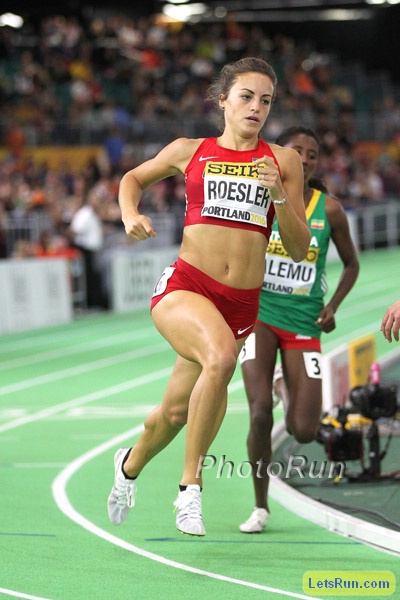 Women's 800m Final Photos: Laura Roesler